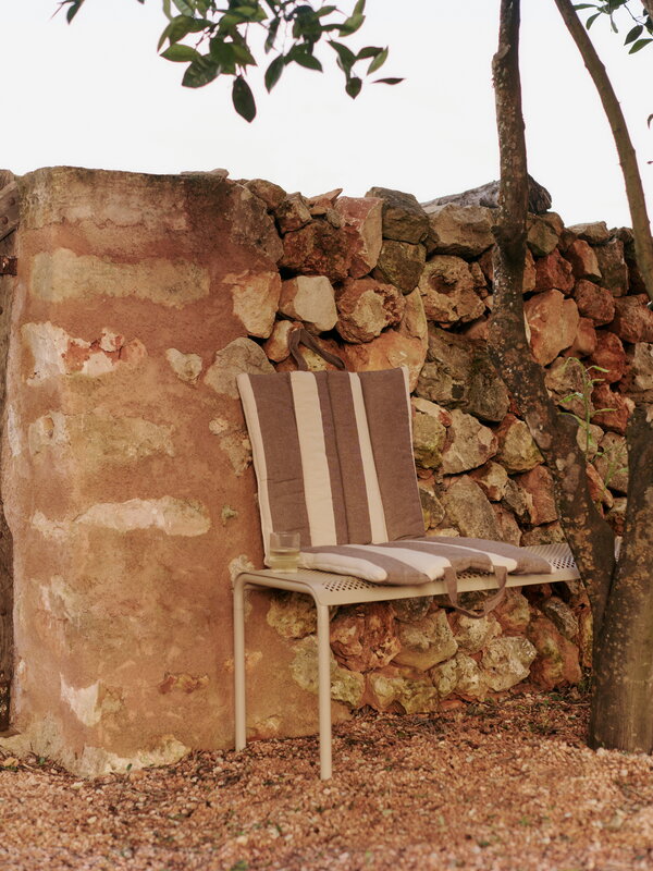 Ferm Living Panca Dapple, cashmere, vista 10