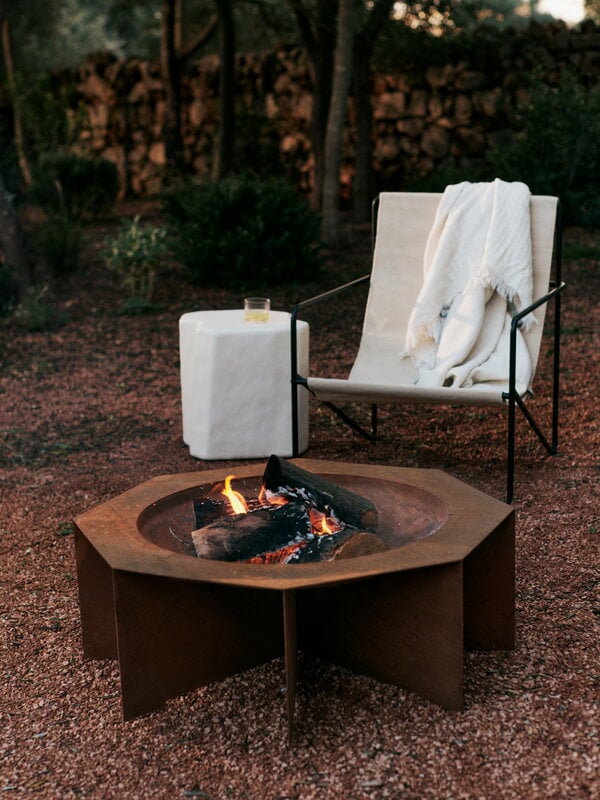 Ferm Living Otte fire pit, rust, view 4