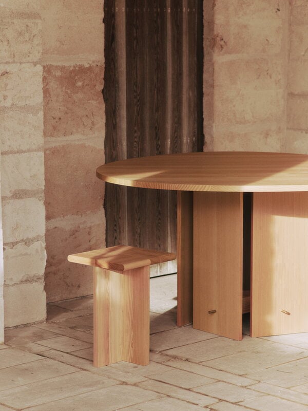 Ferm Living Table d'appoint Sala Piece, sapin Douglas, image décorative