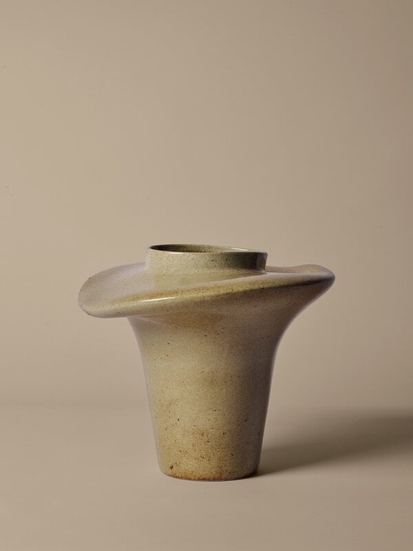 Ferm Living Evio Vase, 35 cm, groß, Ulmengrün, dekorationsbild