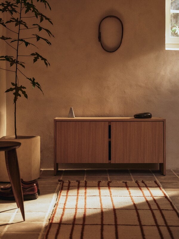 Ferm Living Sen runner rug, 80 x 200 cm, parchment - chestnut, decoration image