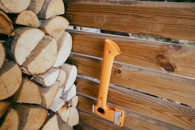 Fiskars X-Series ultra light hiking axe X13, XXS, decoration image