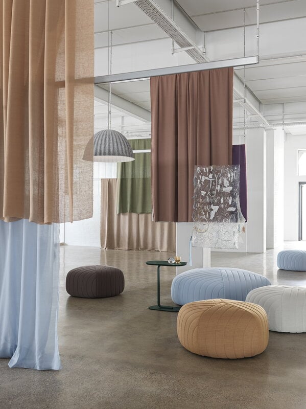Muuto Five pouf, light grey, decoration image