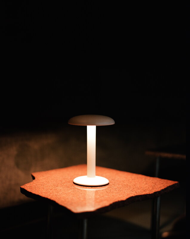 Flos Gustave table lamp, matte white, decoration image