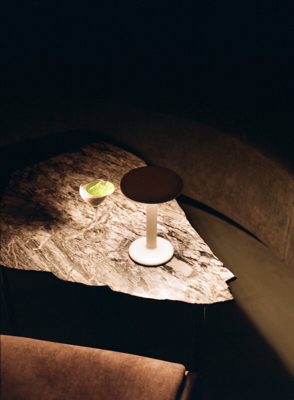 Flos Gustave table lamp, matte white, decoration image