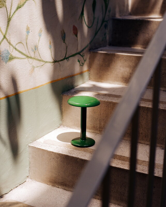 Flos Gustave table lamp, lacquered green, view 10