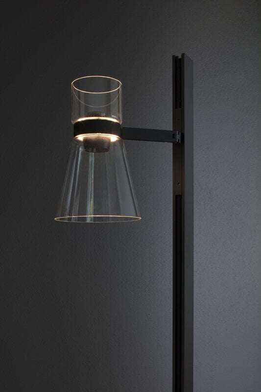 Flos Nocturne 1 floor lamp, cone, black, decoration image