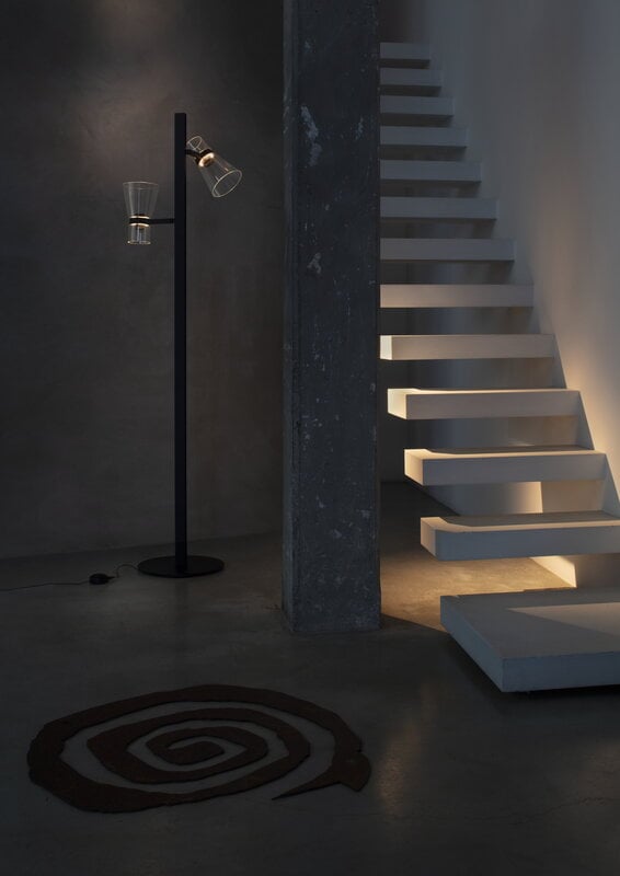 Flos Nocturne 2 floor lamp, cone, black, decoration image