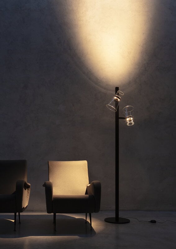 Flos Nocturne 2 floor lamp, cone, black, decoration image