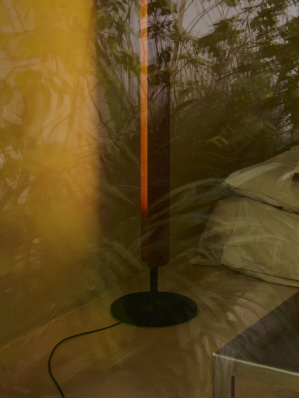Flos Seki-han floor lamp, brown, decoration image