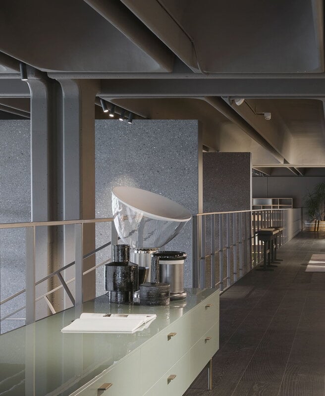Flos Lampada da tavolo Taccia, bianco opaco, immagine decorativa