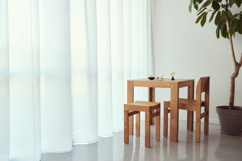 Form & Refine Sonder taburete, roble aceitado, imagen de decoración