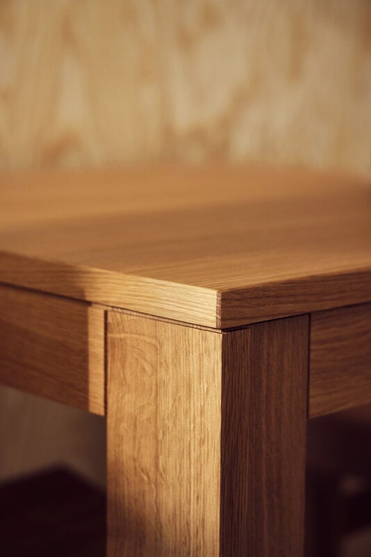 Form & Refine Element table, 70 x 70 cm, oiled oak, decoration image
