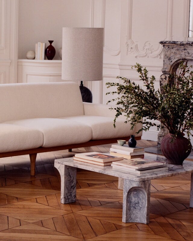 GUBI SW50 sofa, 4-seater, oiled oak - GUBI Harp 24 Ivory, view 2