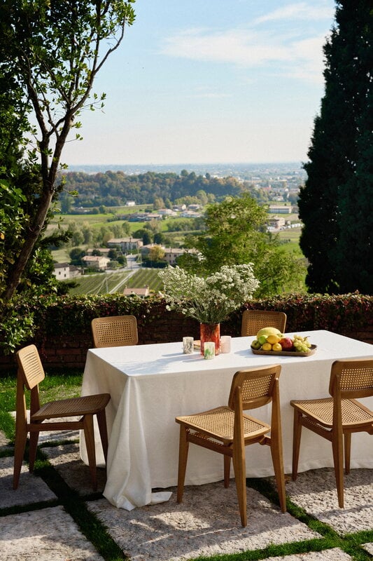 GUBI C-chair Outdoor, teak - HDPE cane, decoration image