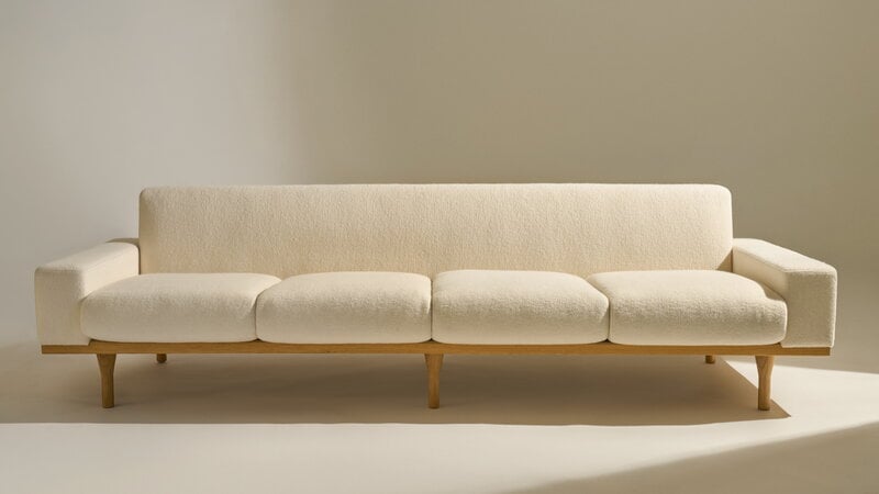 GUBI SW50 sofa, 4-seater, oiled oak - GUBI Harp 24 Ivory, view 10