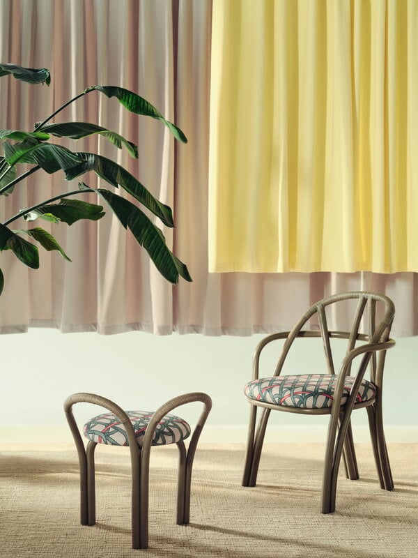 GUBI Bistra dining armchair, olive stained rattan - Reales Pattern 001, decoration image