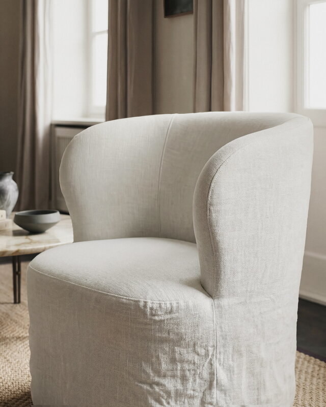 GUBI Stay Slipcover lounge chair, L, linen 0023, view 5