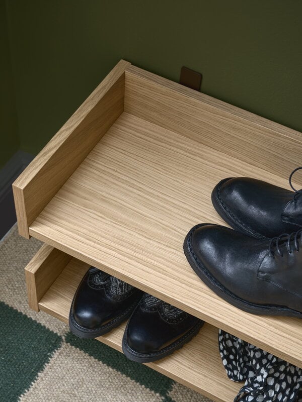Maze Gentle shoe shelf, oak, view 2