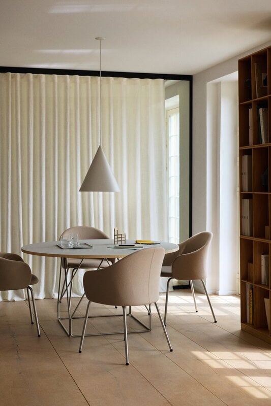 Fredericia Gomo armchair, brushed stainless steel - Blazer Fairfield, view 2