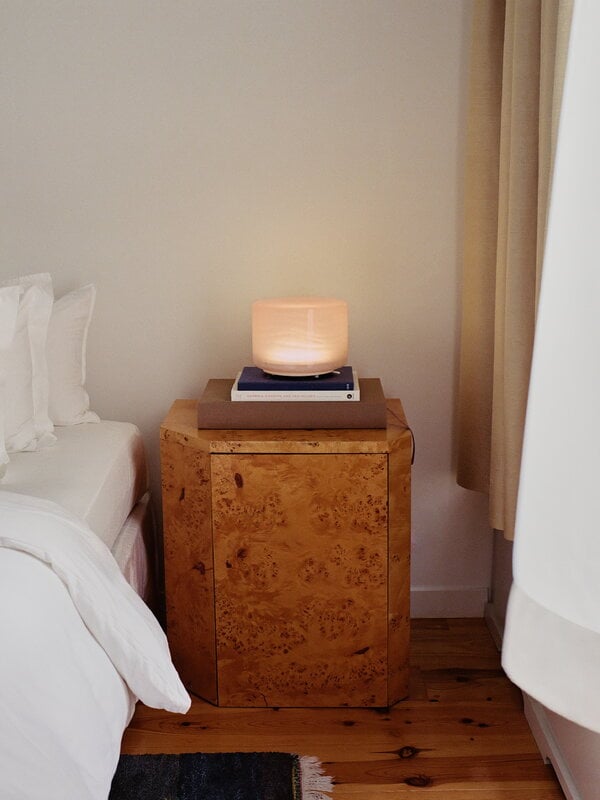 Iittala Unda table lamp, 240 x 180 mm, dawn, view 4