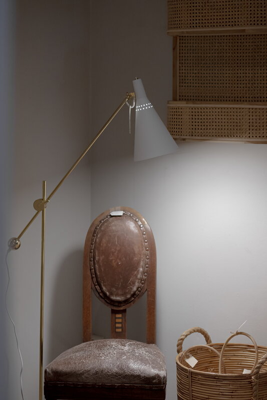 Innolux Tapio floor lamp, white - brass, view 7