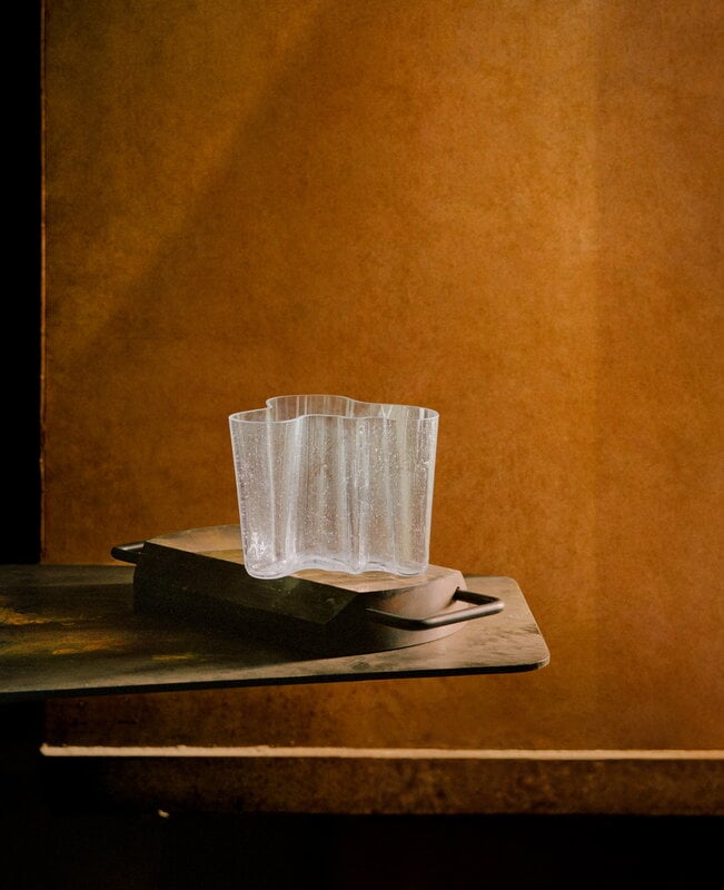 Iittala Aalto vase, 160 mm, bubble glass clear, decoration image