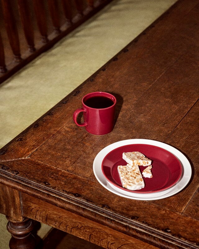 Iittala Teema mug 0,3 L, cherry, decoration image