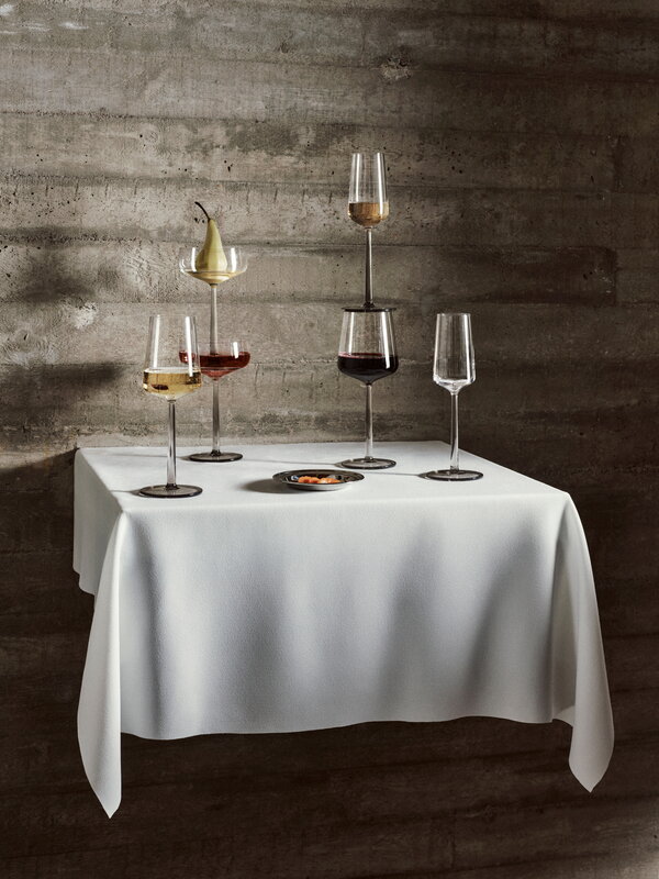 Iittala Essence red wine glass, linen, set of 2, view 3