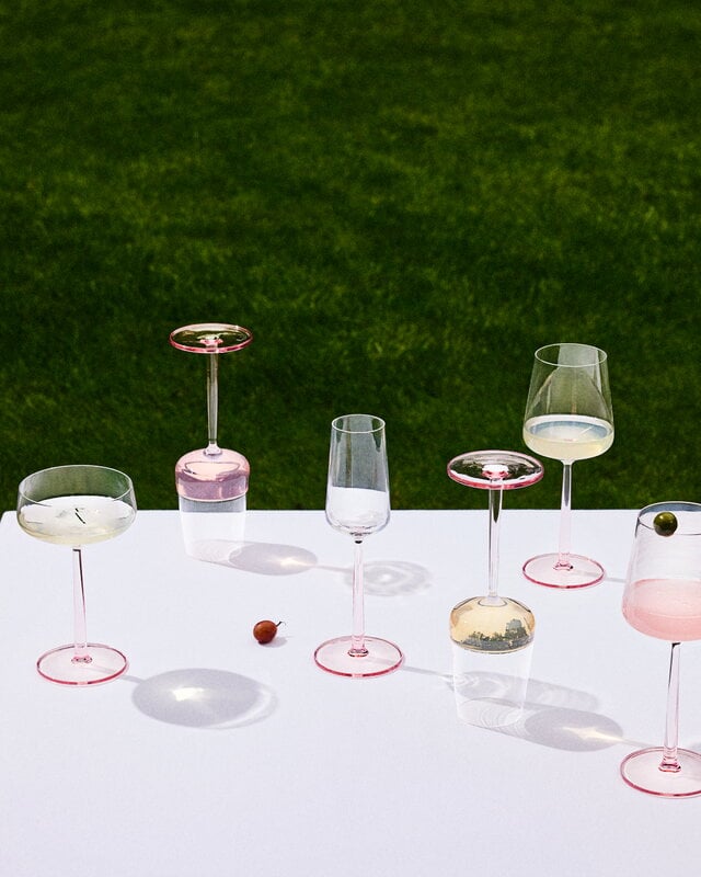 Iittala Essence Rotweinglas, rosé, Set mit 2 Stück, dekorationsbild