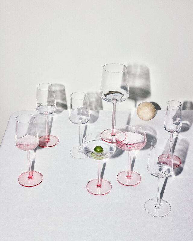 Iittala Essence Rotweinglas, rosé, Set mit 2 Stück, dekorationsbild