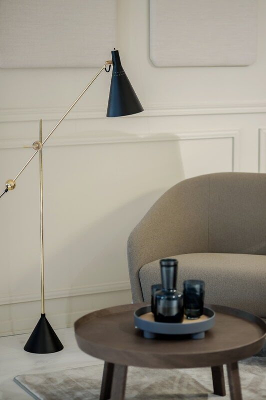 Innolux Tapio lampada da terra, nero - ottone, immagine decorativa