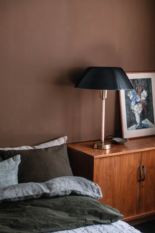 Innolux Senator table lamp, graphite grey, decoration image