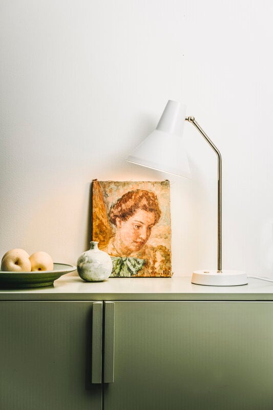 Innolux Carin table lamp, white - brass, decoration image