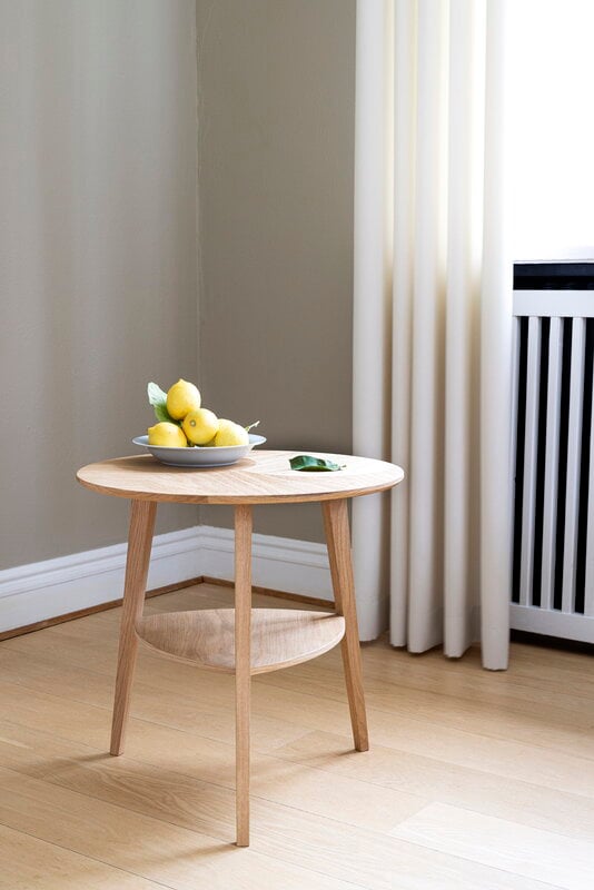 Aakjaer Furniture Drops pöytä, valkoöljytty tammi, näkymä 3