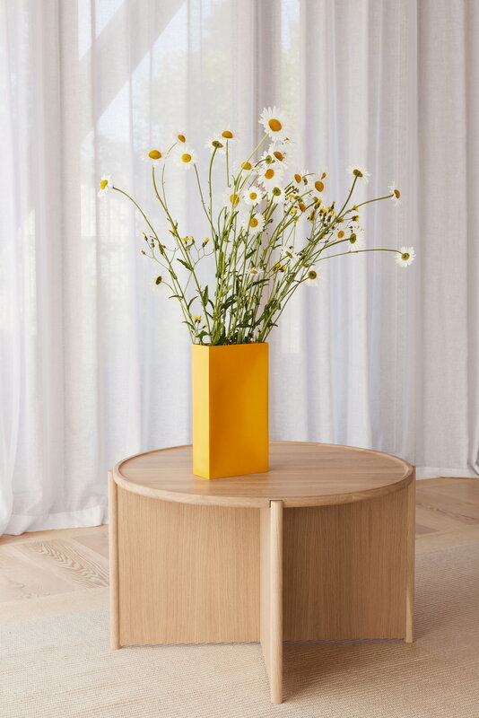 Northern Into vase, yellow, decoration image