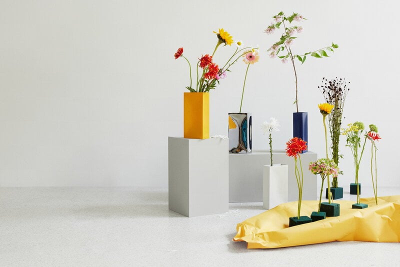 Northern Into vase, yellow, decoration image