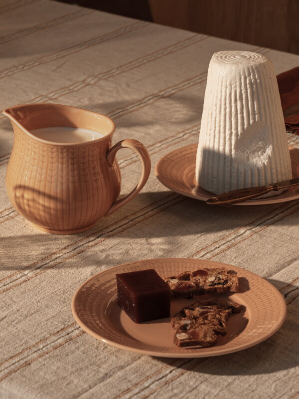 Rörstrand Swedish Grace pitcher 0,48 L, jubilee, warm caramel, decoration image