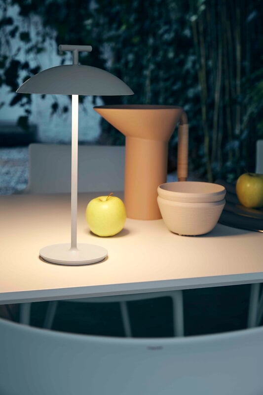 Kartell Mini Geen-A Battery portable table lamp, white, decoration image