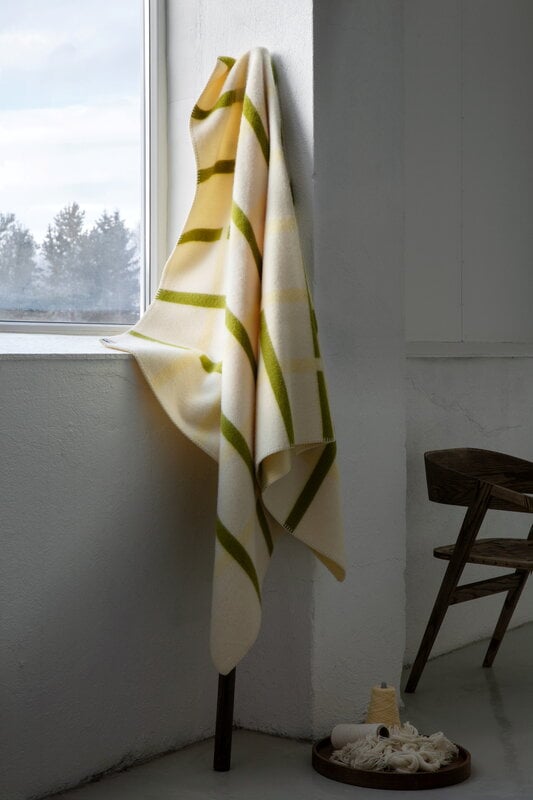 Røros Tweed Knut throw, 135 x 200 cm, lime | Finnish Design Shop