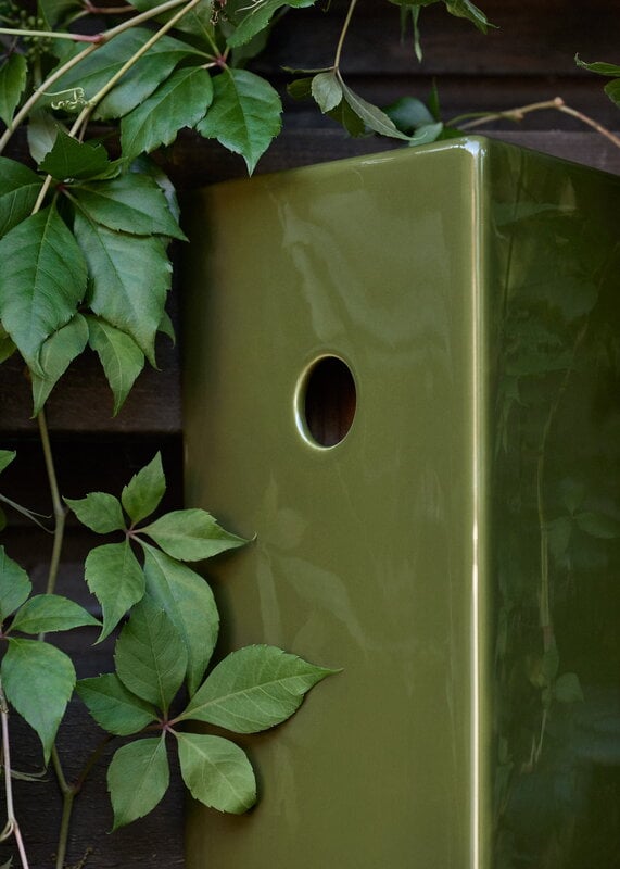 Pidät Koti ceramic birdhouse, moss green, decoration image