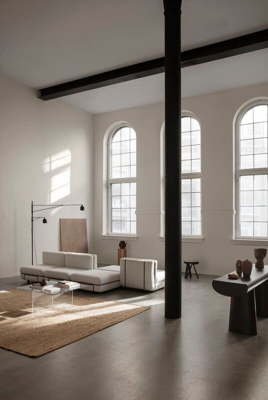 Cassina Awkward Light floor lamp, black, decoration image