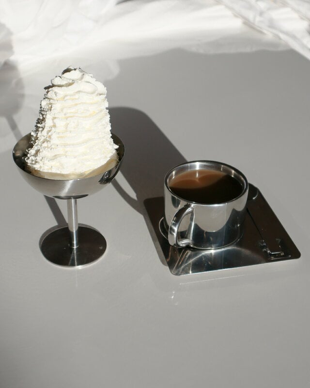 Nichba Ice Cup Tall dessert bowl, polished stainless steel, decoration image