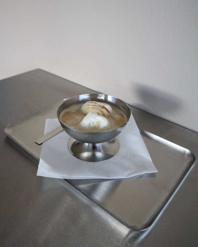 Nichba Ice Cup Low dessert bowl, polished stainless steel, decoration image