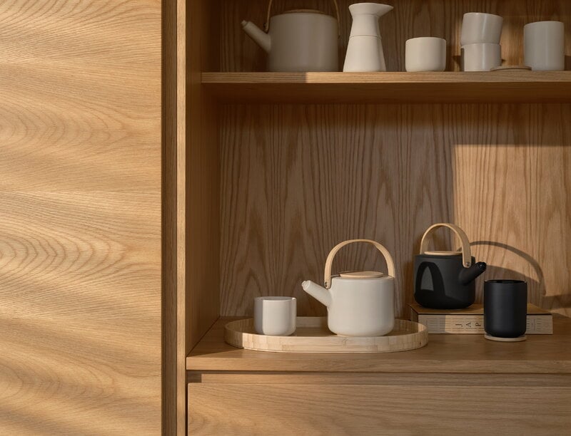 Stelton Theo tarjotin, bambu, sisustuskuva