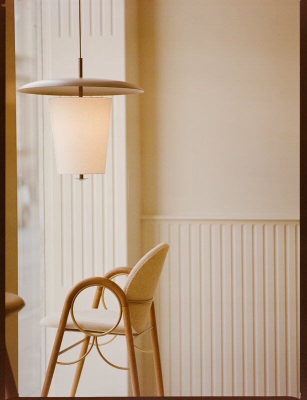 LYFA Toton pendant 600, bronze, decoration image