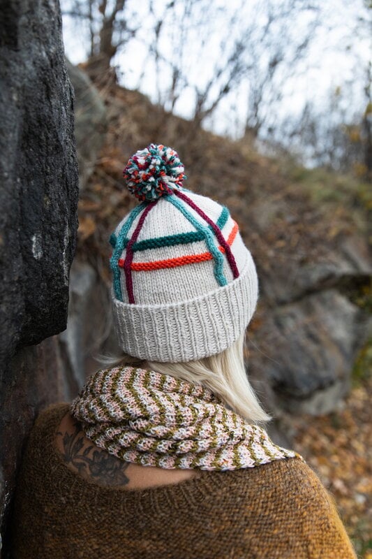 Laine Publishing 52 Weeks of Scrap Yarn, decoration image