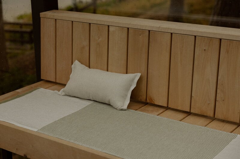 Lapuan Kankurit Kaisla sauna cover, 50 x 180 cm, linen - olive, decoration image