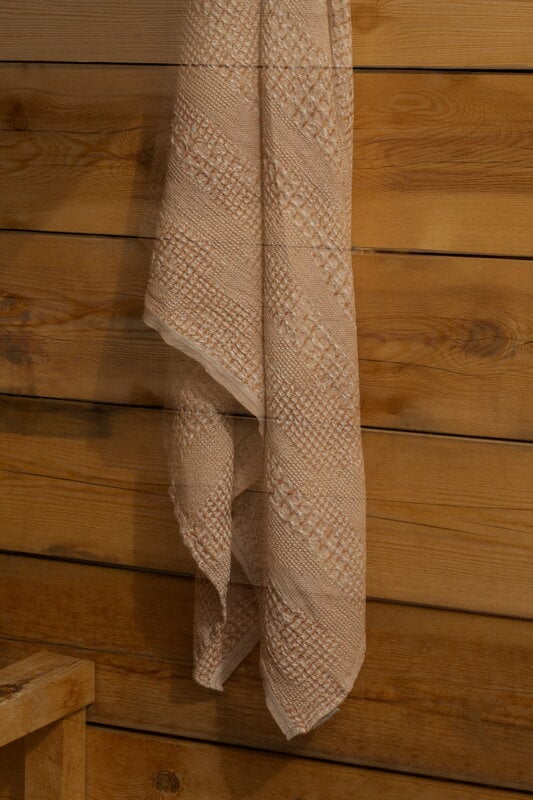 Lapuan Kankurit Kuohu giant towel, white - cinnamon, decoration image