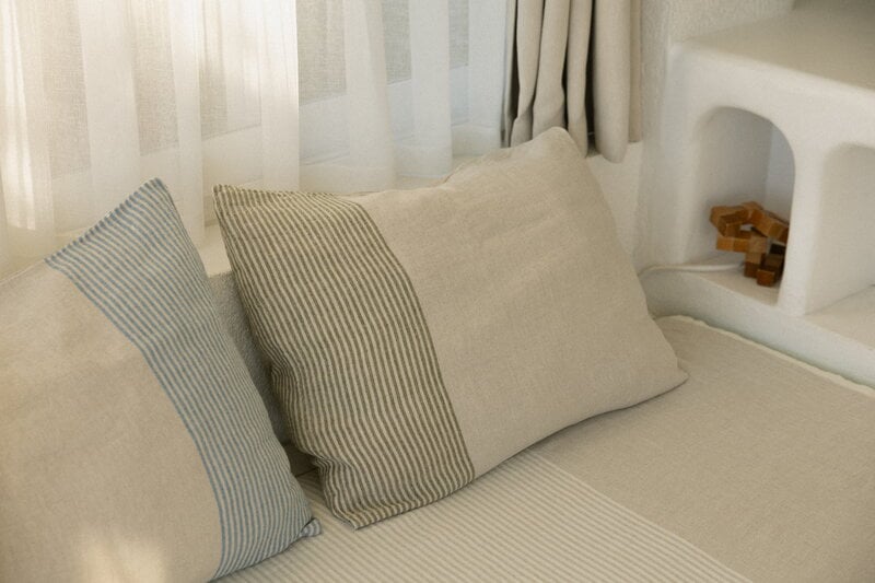 Lapuan Kankurit Housse de coussin Kaisla, 50 x 60 cm, lin - bleu, image décorative